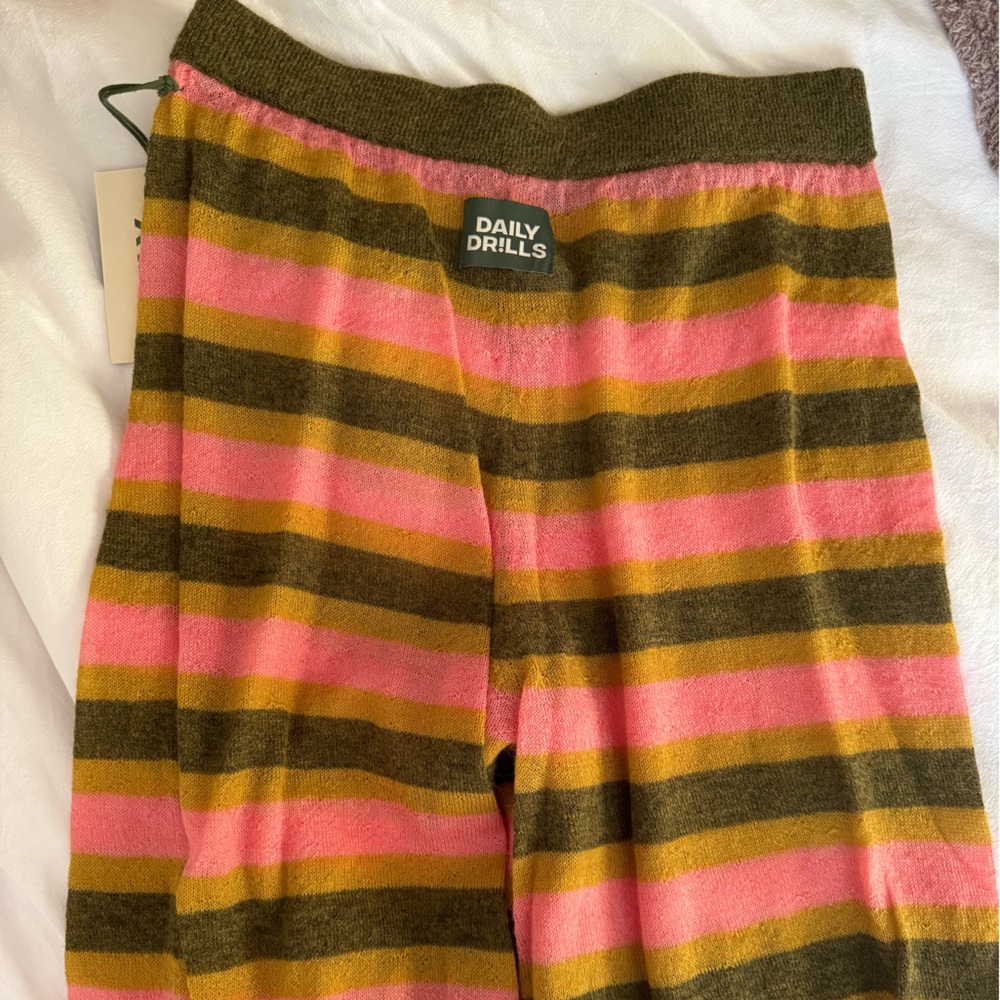 Daily Drills Pants & Sweater